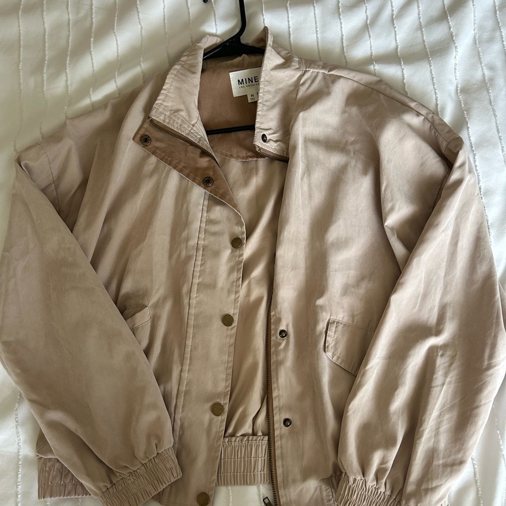 Mine Los Angeles Beige Outerwear